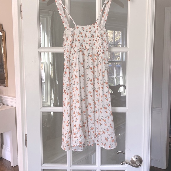 Xs peaches Abercrombie and Fitch dress like new! - Picture 2 of 3
